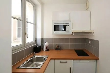 Apartamento 302 - Sejournez Dans Un De Charme A 5 - Flat-guest Paris